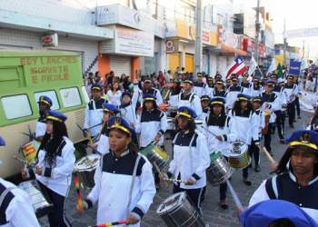 Desfile Cívico atrai milhares de pessoas e fortalece a cultura coiteense (VEJA O ÁLBUM DE FOTOS)