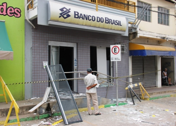 Uma semana depois de voltar a funcionar normalmente, banco é explodido
