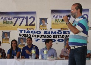 A frase dita por Eduardo Campos foi usada por Ivanilton. " Não vamos desistir de Valente.