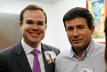 Vice-prefeito de Barrocas intensifica campanha de Cacá Leão na região do sisal; menos no seu município