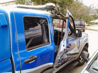 A policial que se casaria nesta sexta-feira, 12, foi arremessada contra a viatura e morreu quando estava sendo transferida.