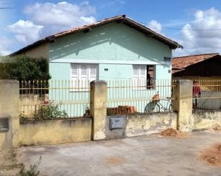 Jovem comete suicídio após fim de relacionamento