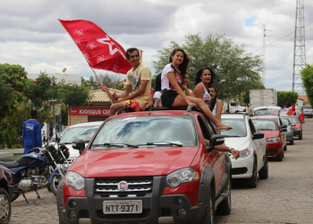 Vitória de Neusa é comemorada com carreata em Pintadas