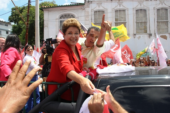 Salvador – Dilma se reuni com prefeitos e vai a igreja do Bonfim agradecer os votos