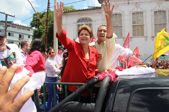 Dilma em campanha do segundo turno - 09-10-14 (176) Foto Raimundo Mascarenhas