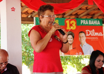 Monte Santo – Deputada Fátima Nunes entusiasma militância durante “Bom Dilma” organizado pelo PT local