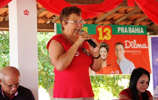 Monte Santo – Deputada Fátima Nunes entusiasma militância durante “Bom Dilma” organizado pelo PT local