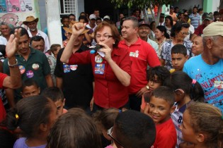 Neusa comemorou no seu principal reduto eleitoral, onde foi prefeita por dois mandatos e os três últimos tiveram seu apoio. 