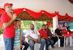 Adailton Andrade demonstrou satisfação pela força do PT, ele que ao lado de Evaristo e outros "companheiros" deram inicio ao PT em Monte Santo.