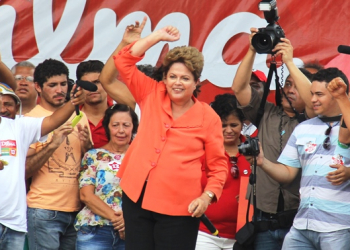 Ato público promovido pela ASA em Juazeiro e Petrolina em prol da reeleição de Dilma (PT) foi o maior de toda campanha;diz comitê