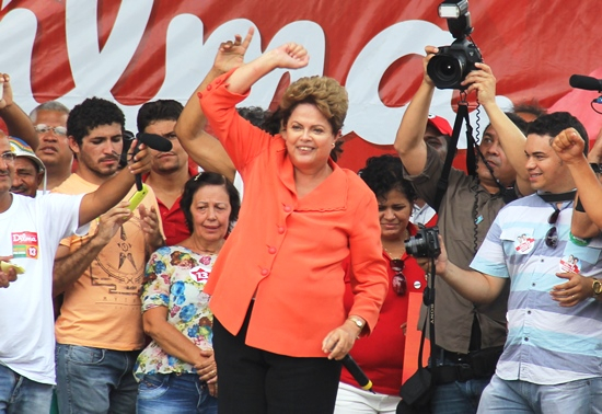 Ato público promovido pela ASA em Juazeiro e Petrolina em prol da reeleição de Dilma (PT) foi o maior de toda campanha;diz comitê