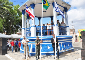 Grande ato cívico marca os 69 anos do Tiro de Guerra em Serrinha