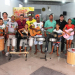 Baião Solidário faz entrega de violões ao Projeto Revolution Reggae em Conceição do Coité