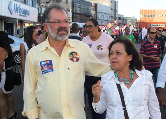 Lidice ao lado de Nilo Coelho, disse que ali estava por sempre fazer parte dessa base.