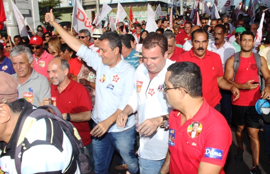 Mesmo não conseguindo a reeleição Álvaro está firme para reeleger Dilma.