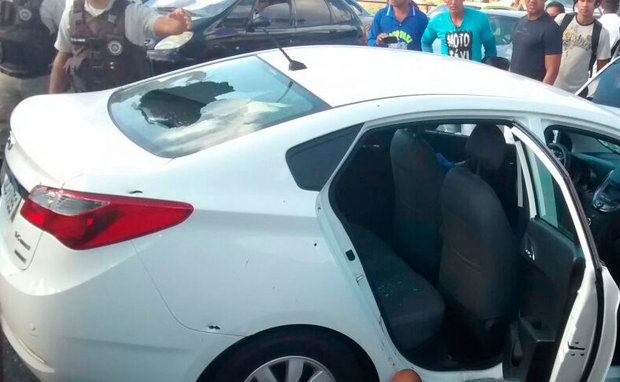 Quatro homens morrem em confronto com a PM em Salvador após tomar carro em assalto
