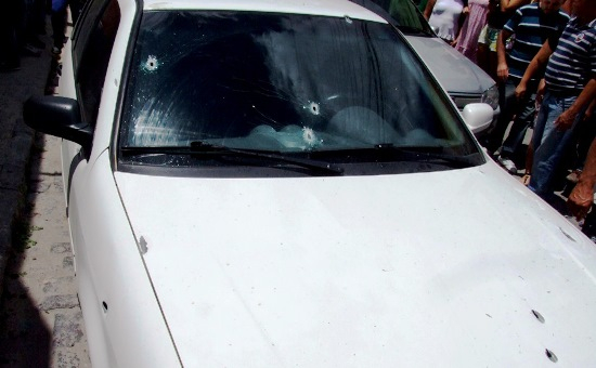 Homem morre e outro fica ferido em confronto com a PM de Cansanção