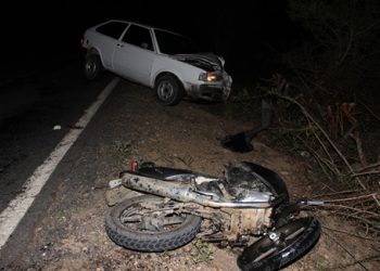 Coité – Motociclista fica em estado gravíssimo ao colidir com Gol na BA 120