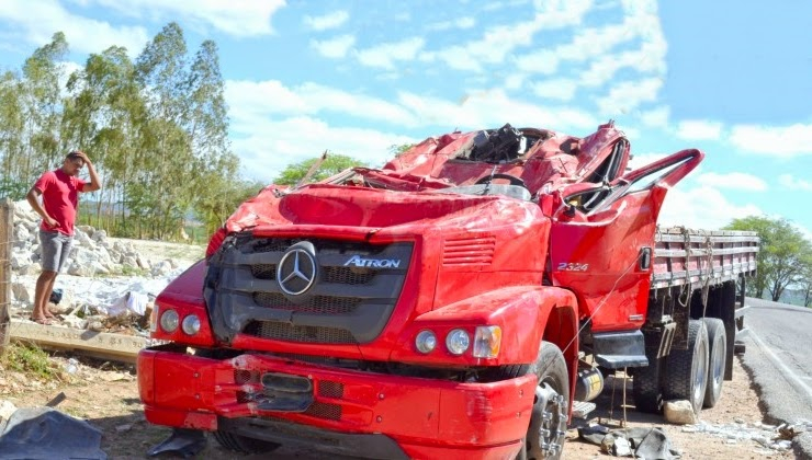 Caminhoneiro natural de São Domingos morre em capotamento no estado de Pernambuco