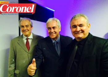 Deputado Ângelo Coronel participa da festa de 53 anos de Emancipação de Simões Filho
