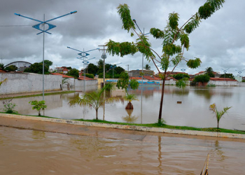 Chuva deixa cerca de 600 famílias desabrigadas em Bom Jesus da Lapa