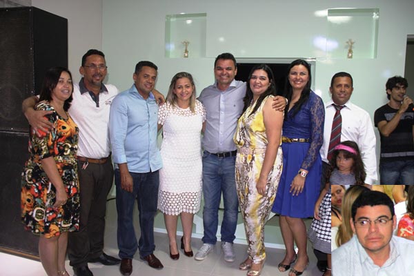 Da esquerda para a direita: Alcione e esposa (Pilão Arcado), Marcelo (Coité) Ana Márcia e Calvert (Irecê) Carla esposa de Marcelo (Coité) Cláudia e esposo (Capim Grosso) e Carter ( Jacobina).