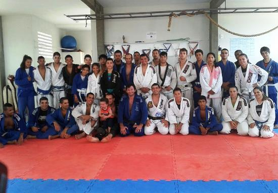 Academia Montanha em Valente realiza Seminario de Jiu Jitsu