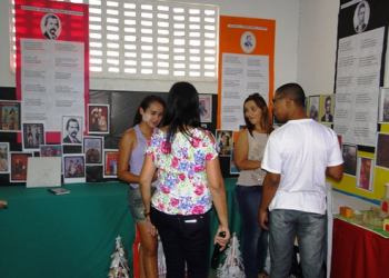 Pé de Serra- Escola abre as portas para a comunidade com exposição artística