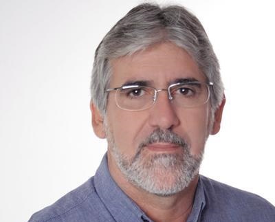 Prefeito diminui próprio salário e do vice para reduzir despesas