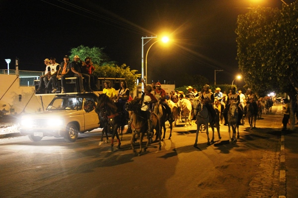 Cavalgada da Lua supera as expectativas dos organizadores. Confira as fotos