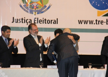 Salvador – Candidatos eleitos a governador,vice,senador, deputado federal e estadual e respectivos suplentes são diplomados pelo TRE