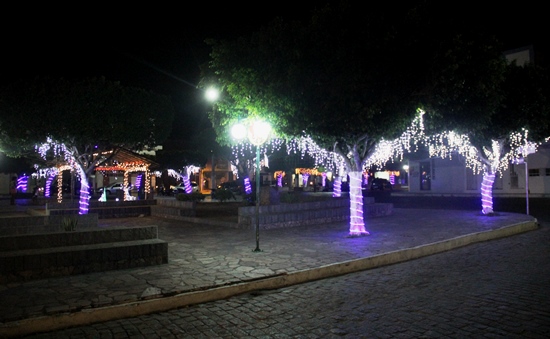 Praça 27 de Julho em Retirolândia.