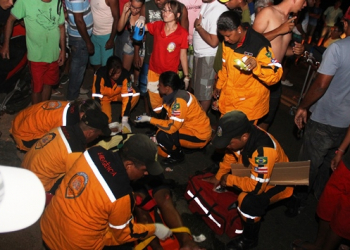 Casal de namorados fica ferido depois de moto atropelar jumento na BA 120