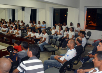 Piso salarial para agentes comunitários de saúde e de endemias é aprovado