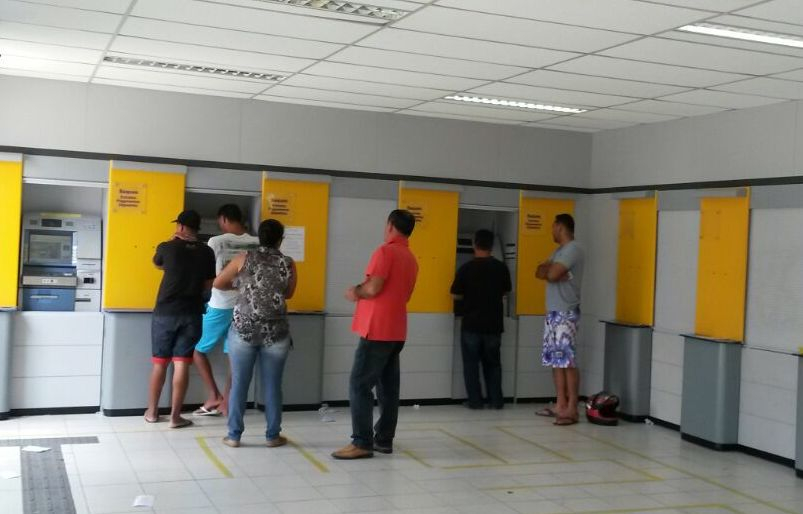 Banco do Brasil deixa clientes sem dinheiro no final de semana