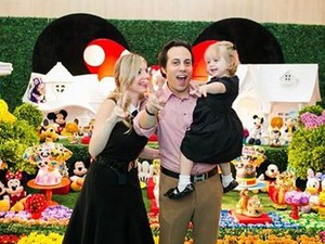 Corpo de babá natural de Capim Grosso, morta em queda de Helicóptero, é sepultado em SP