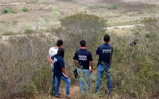 Serrinha: corpo é encontrado sendo devorado por urubus