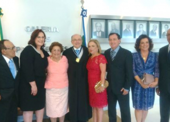 Pais e irmãos de Aroldo Cedraz prestigiaram sua posse na presidência do TCU
