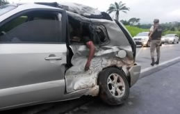 Outros dois militares ficaram feridos.