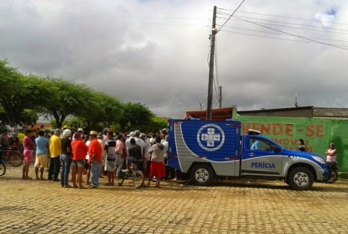 Homem é morto a facadas em via pública de Jaguaquara