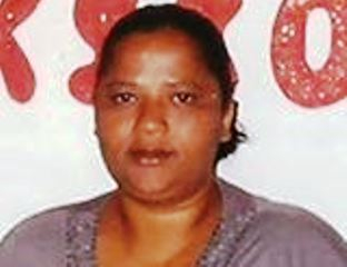 Mulher tem graves queimaduras depois de marido jogar gasolina e atear fogo em seu corpo