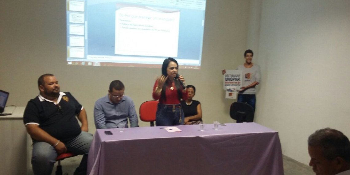 Moema Gramacho planeja mandato durante Seminário em Serrinha