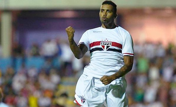 Coiteense Inácio faz dois gols e garante classificação do São Paulo na Copinha