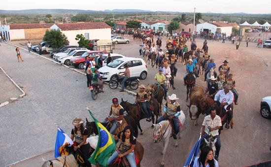 IV Cavalgada dos Amigos de Quijingue se consagra entre as maiores do Território do Sisal; veja fotos e video