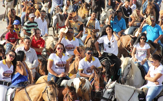 IV Cavalgada dos Amigos de Quijingue se consagra entre as maiores do Território do Sisal; veja fotos e video