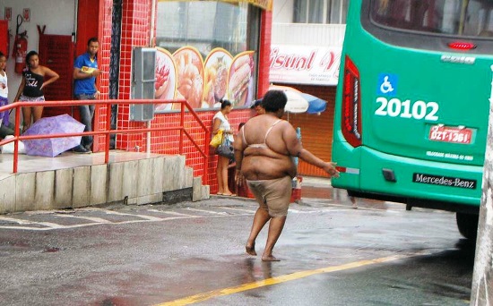 MULHER COM TRANSTORNO MENTAL.2