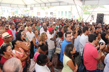 População de Muritiba prestigiada por ser a terceira cidade visitada por Rui.