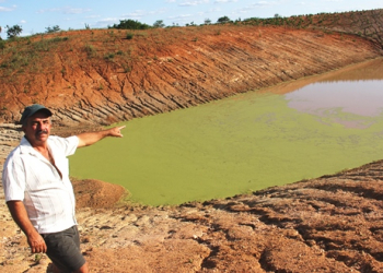 Agricultor diz que barragem construída através do CONSISAL em Monte Santo foi uma “benção”