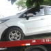 Carro é abandonado com armamento pesado e material que supostamente seria usado em explosão de caixas eletrônicos