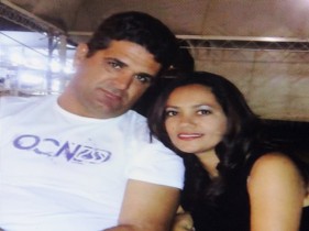 Casal Paulo e Angélica em momento de felicidade.